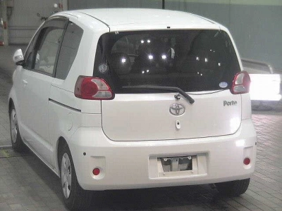 TOYOTA PORTE