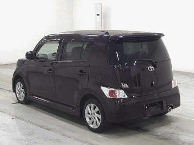 TOYOTA BB