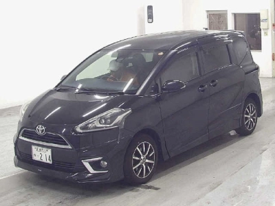 TOYOTA SIENTA