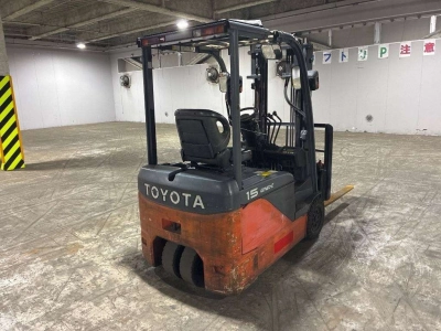 TOYOTA  FORKLIFT 