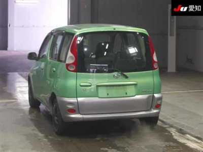 TOYOTA FUN CARGO