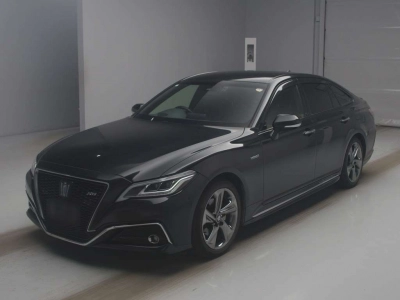 TOYOTA CROWN HYBRID
