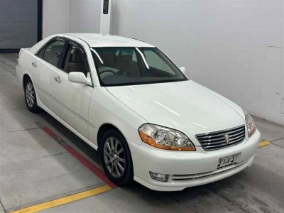 TOYOTA MARK II