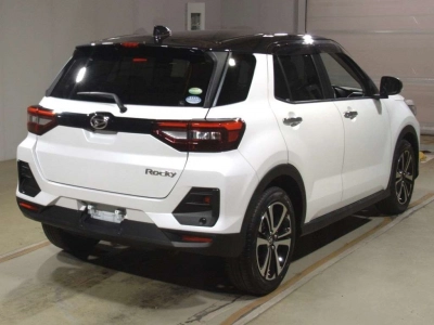 DAIHATSU ROCKY