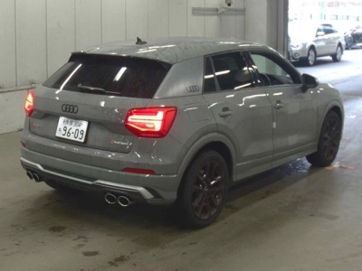 AUDI SQ2