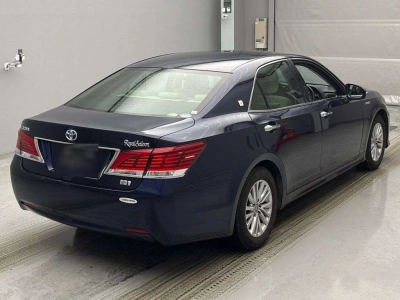 TOYOTA CROWN HYBRID