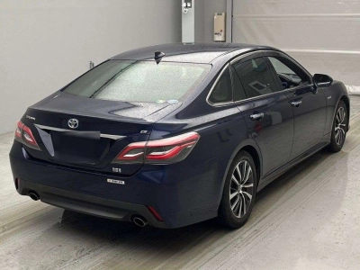 TOYOTA CROWN HYBRID