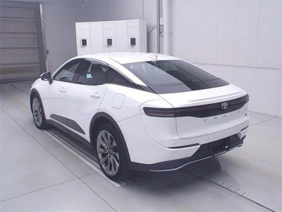 TOYOTA CROWN CROSSOVER