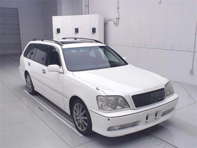 TOYOTA CROWN ESTATE
