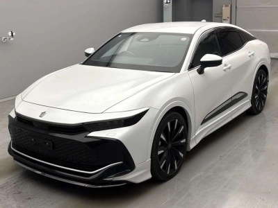 TOYOTA CROWN CROSSOVER