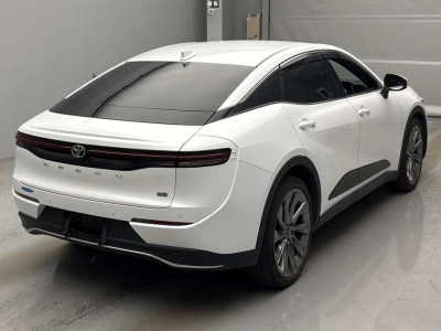 TOYOTA CROWN CROSSOVER