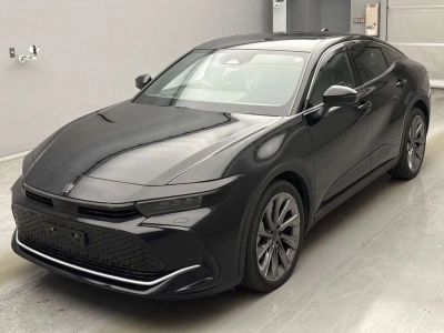 TOYOTA CROWN CROSSOVER