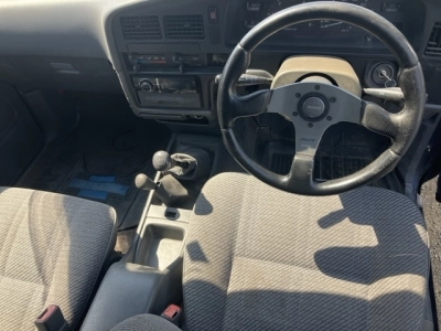 TOYOTA HILUX PICK UP