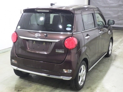 DAIHATSU CAST