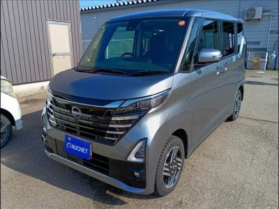NISSAN ROOX