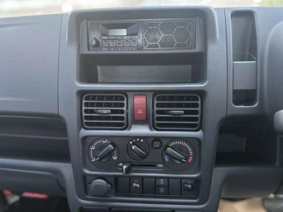 NISSAN NT100 CLIPPER