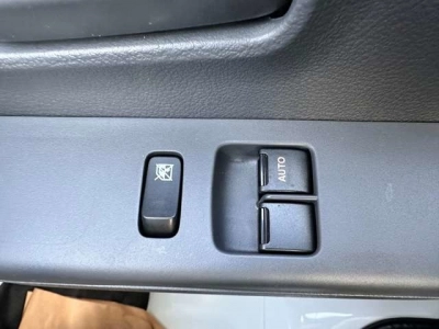 NISSAN NT100 CLIPPER