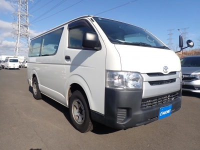 TOYOTA REGIUS VAN