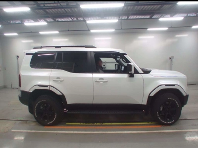 TOYOTA LAND CRUISER 250