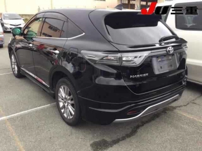 TOYOTA HARRIER