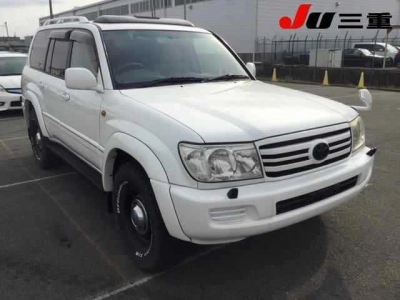 TOYOTA LAND CRUISER 100