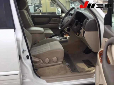 TOYOTA LAND CRUISER 100