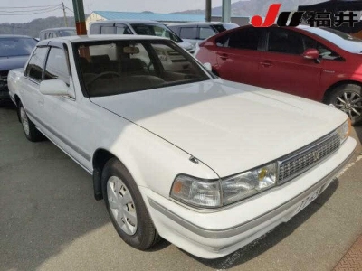 TOYOTA CRESTA