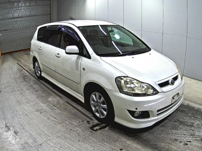 TOYOTA IPSUM