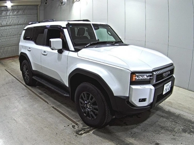 TOYOTA LAND CRUISER 250