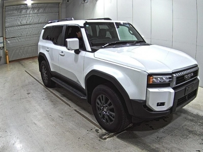 TOYOTA LAND CRUISER 250