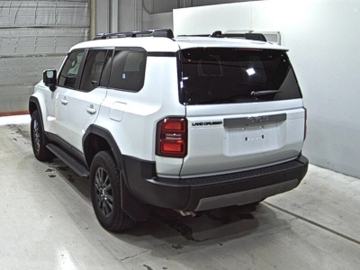 TOYOTA LAND CRUISER 250