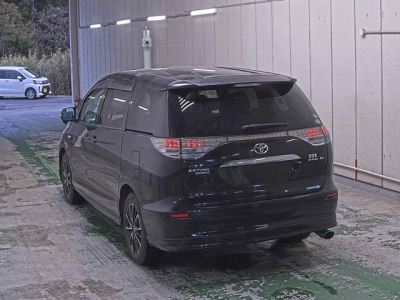 TOYOTA ESTIMA HYBRID