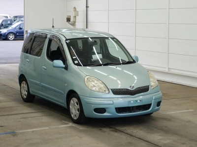 TOYOTA FUN CARGO