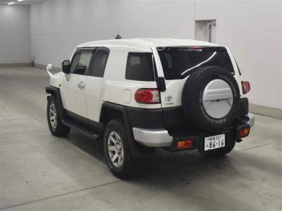 TOYOTA FJ CRUISER