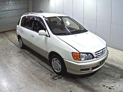 TOYOTA IPSUM
