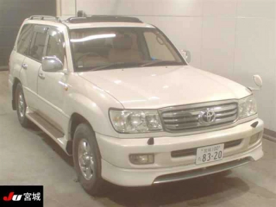 TOYOTA LAND CRUISER 100