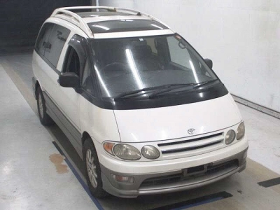 TOYOTA ESTIMA LUCIDA