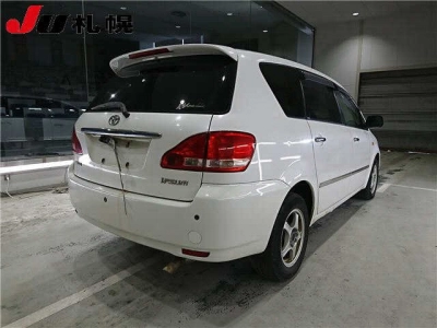 TOYOTA IPSUM