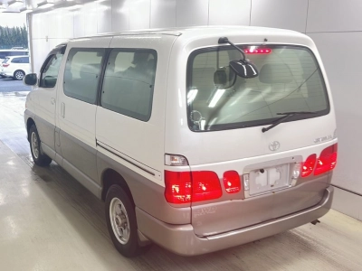 TOYOTA GRANVIA