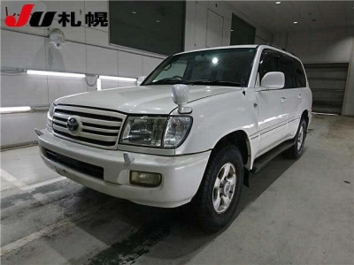 TOYOTA LAND CRUISER 100