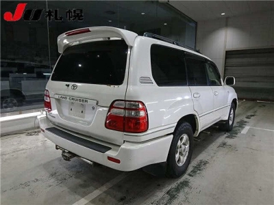 TOYOTA LAND CRUISER 100