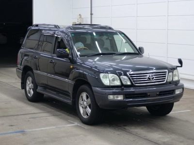 TOYOTA LAND CRUISER