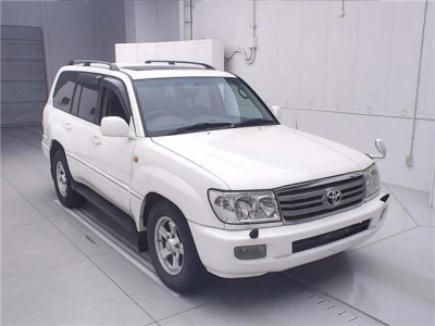 TOYOTA LAND CRUISER 100