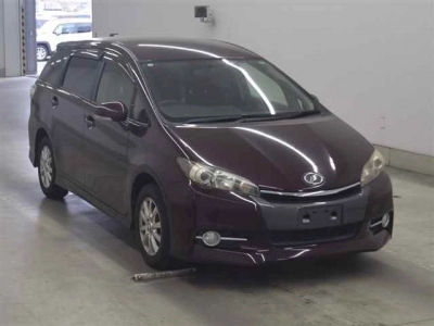 TOYOTA WISH