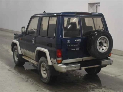 TOYOTA LAND CRUISER PRADO