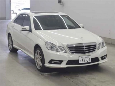 MERCEDES BENZ E CLASS