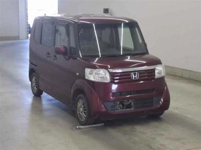 HONDA N BOX +