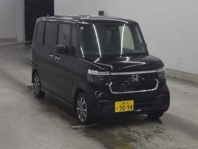 HONDA N BOX CUSTOM