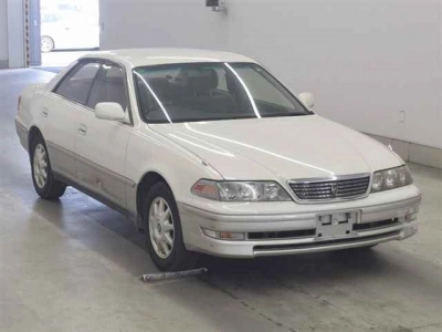 TOYOTA MARK II