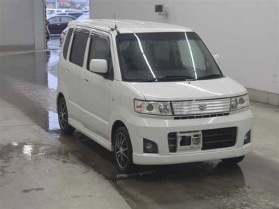 SUZUKI WAGON R STINGRAY